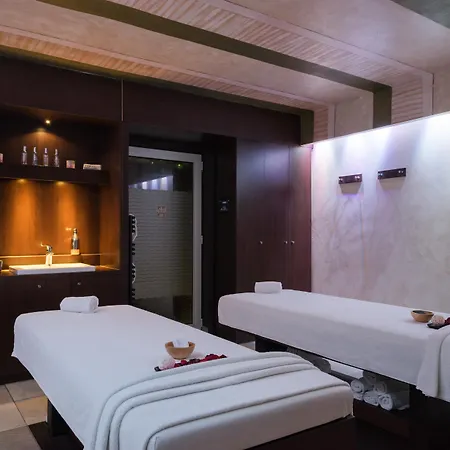 Chateau De Pizay Hotel 4*